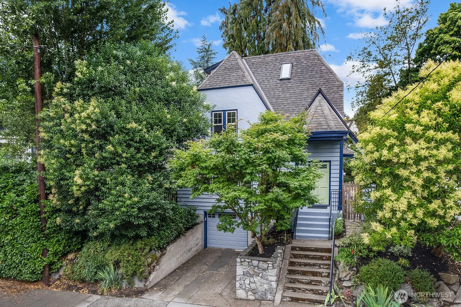 Property photo for 5735 25th Avenue Ne, Seattle
