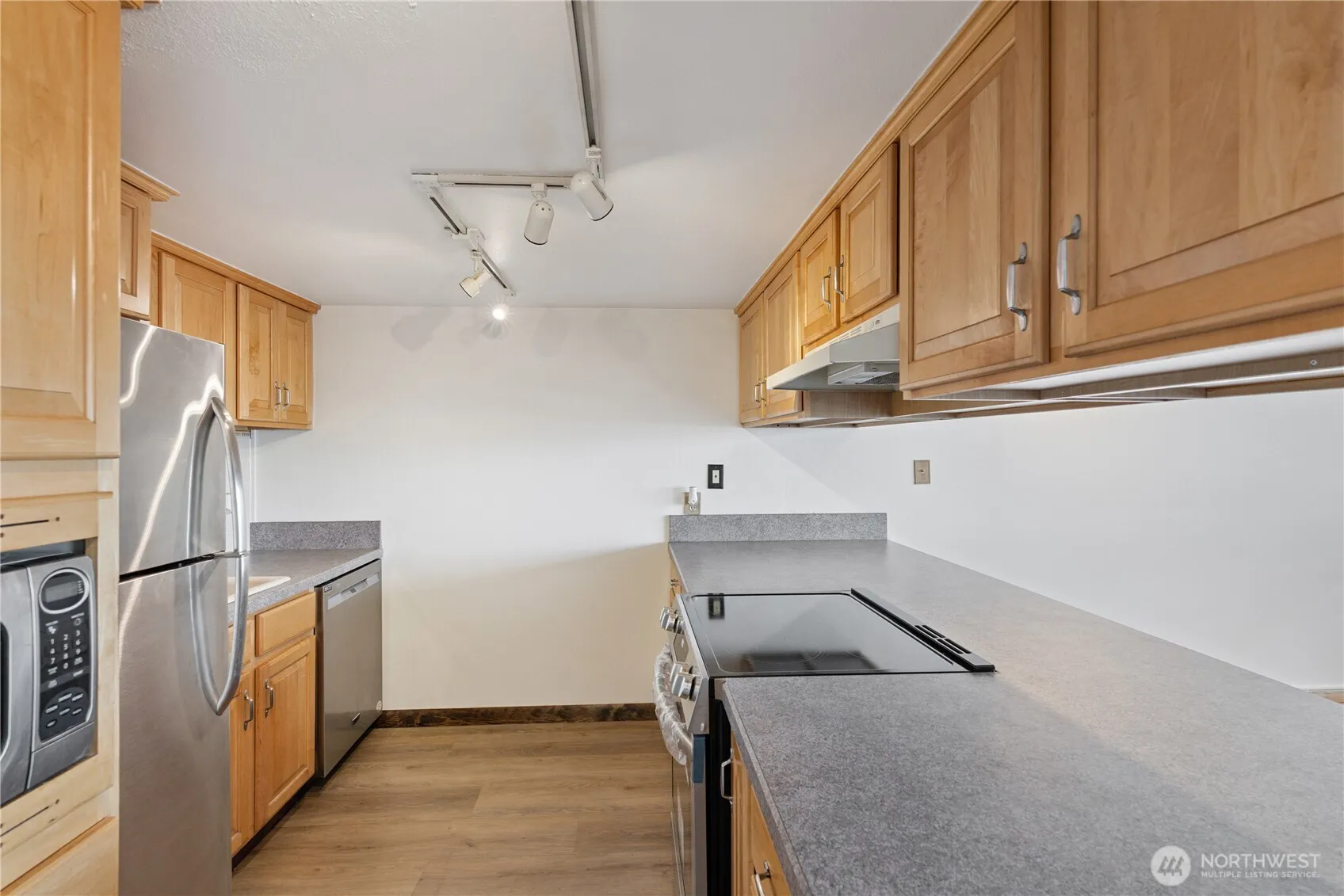 Property photo for 415 State Street, Bellingham photo 5