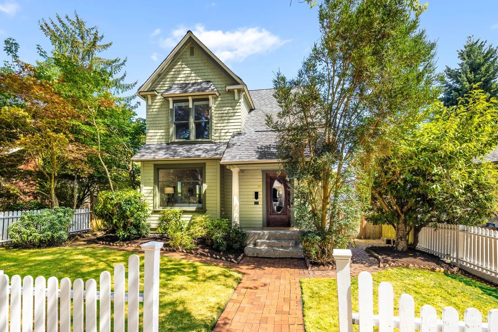 Property photo for 419 N J Street, Tacoma photo 5