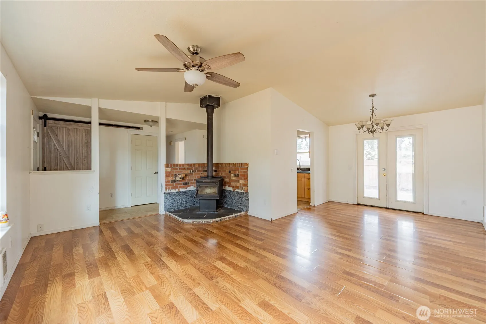 Property photo for 9103 Quinault Drive Ne, Olympia photo 3