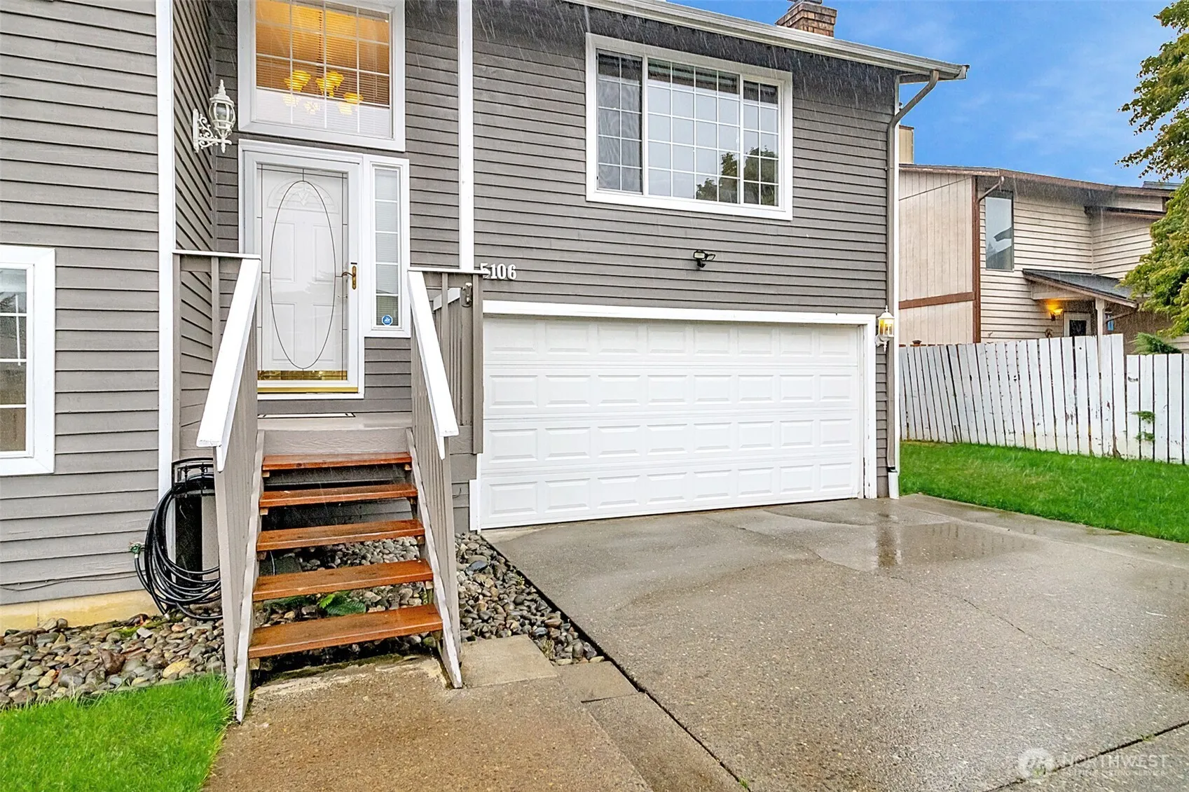 Property photo for 5106 Green Hills Avenue Ne, Tacoma photo 2