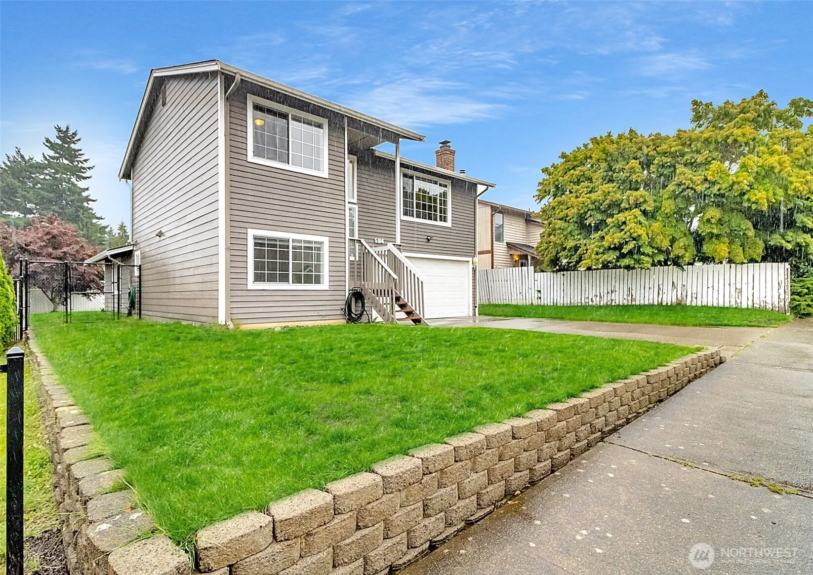 Property photo for 5106 Green Hills Avenue Ne, Tacoma photo 4