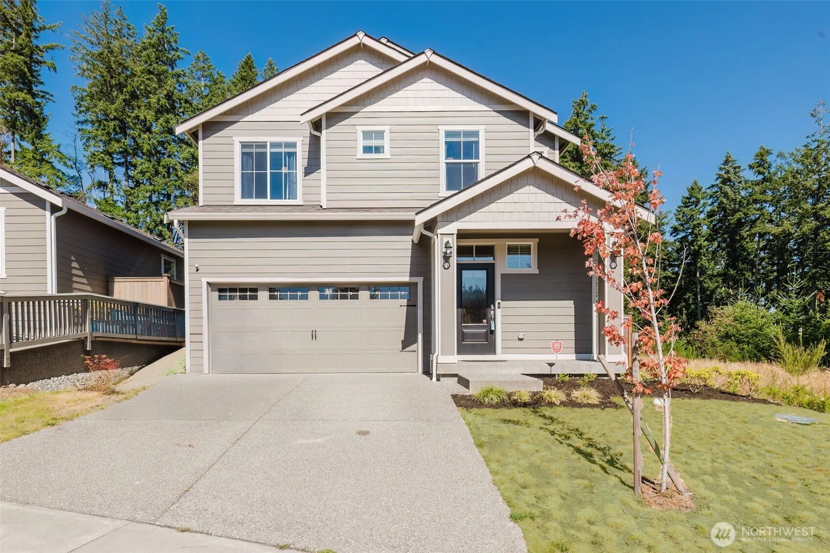 Property photo for 179 Russell Road, Bremerton photo 2