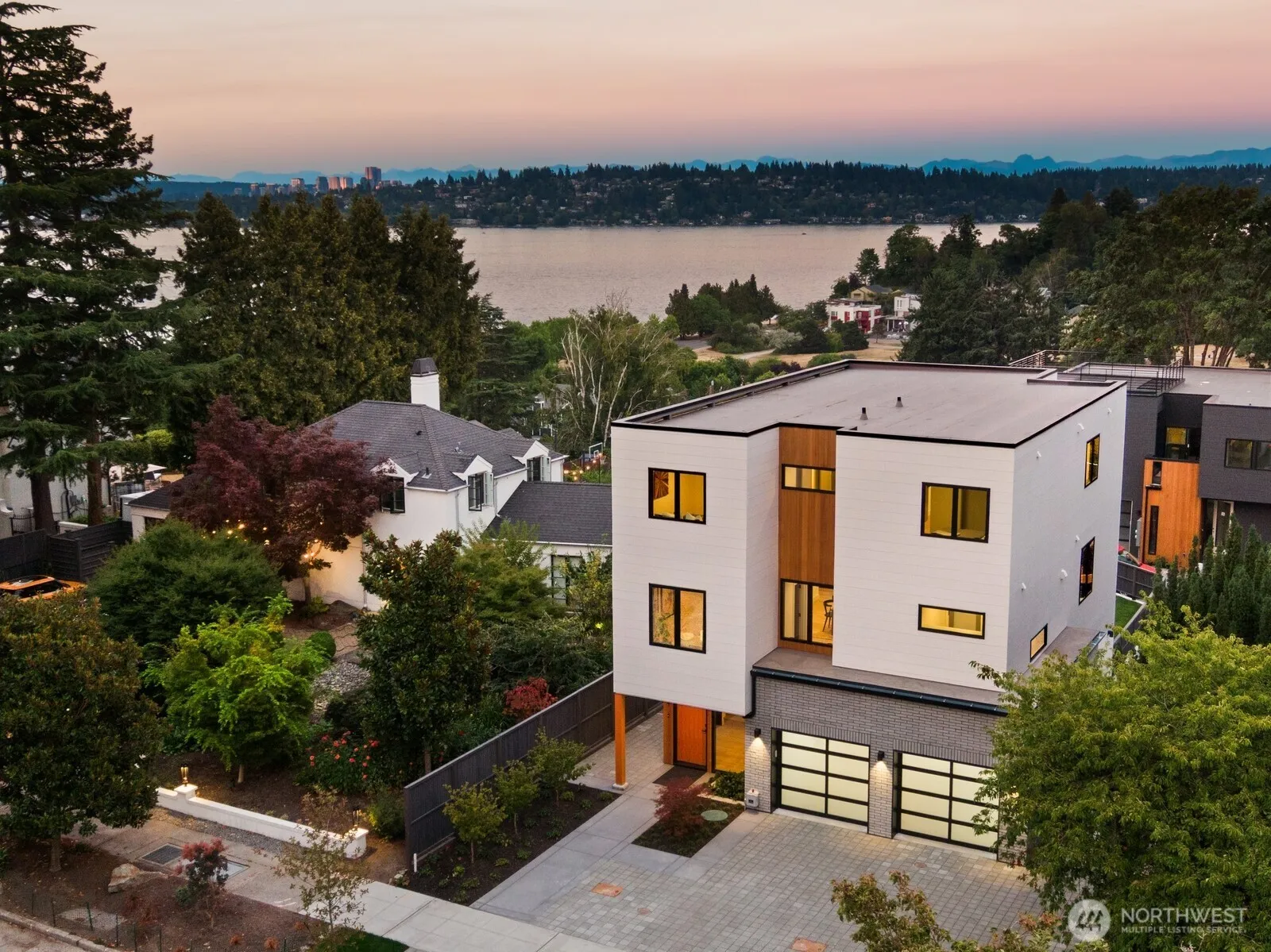 Property photo for 3854 Cascadia Avenue S, Seattle