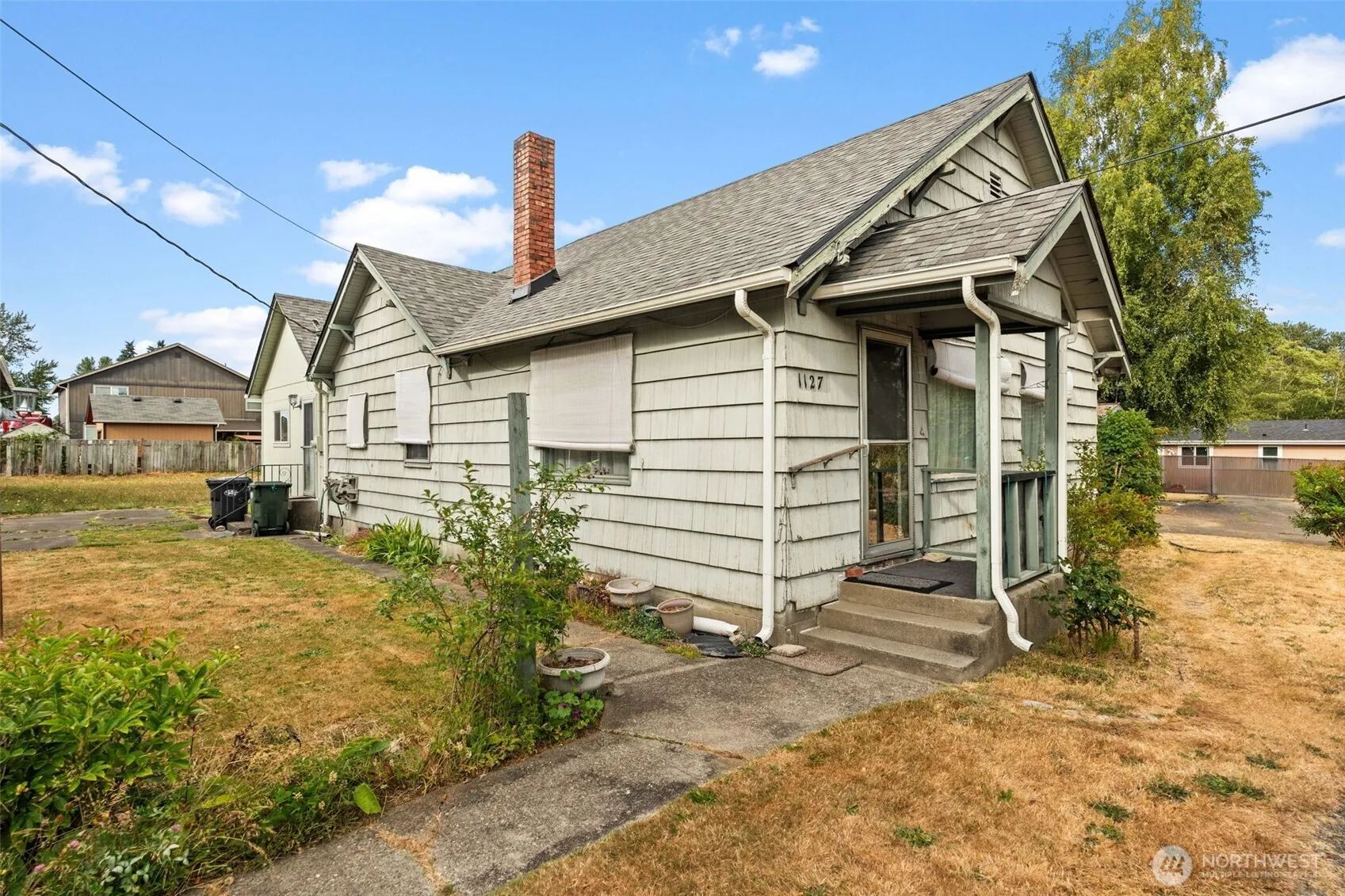 Property photo for 1127 104th Street E, Tacoma photo 2