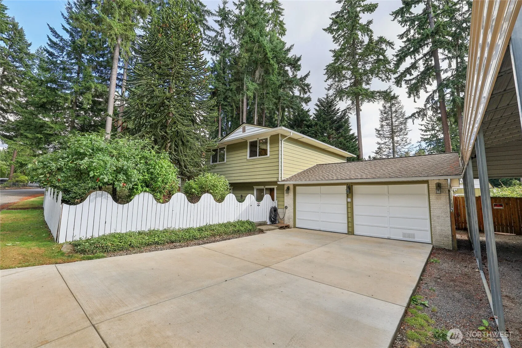Property photo for 3124 198th Place Se, Bothell photo 4