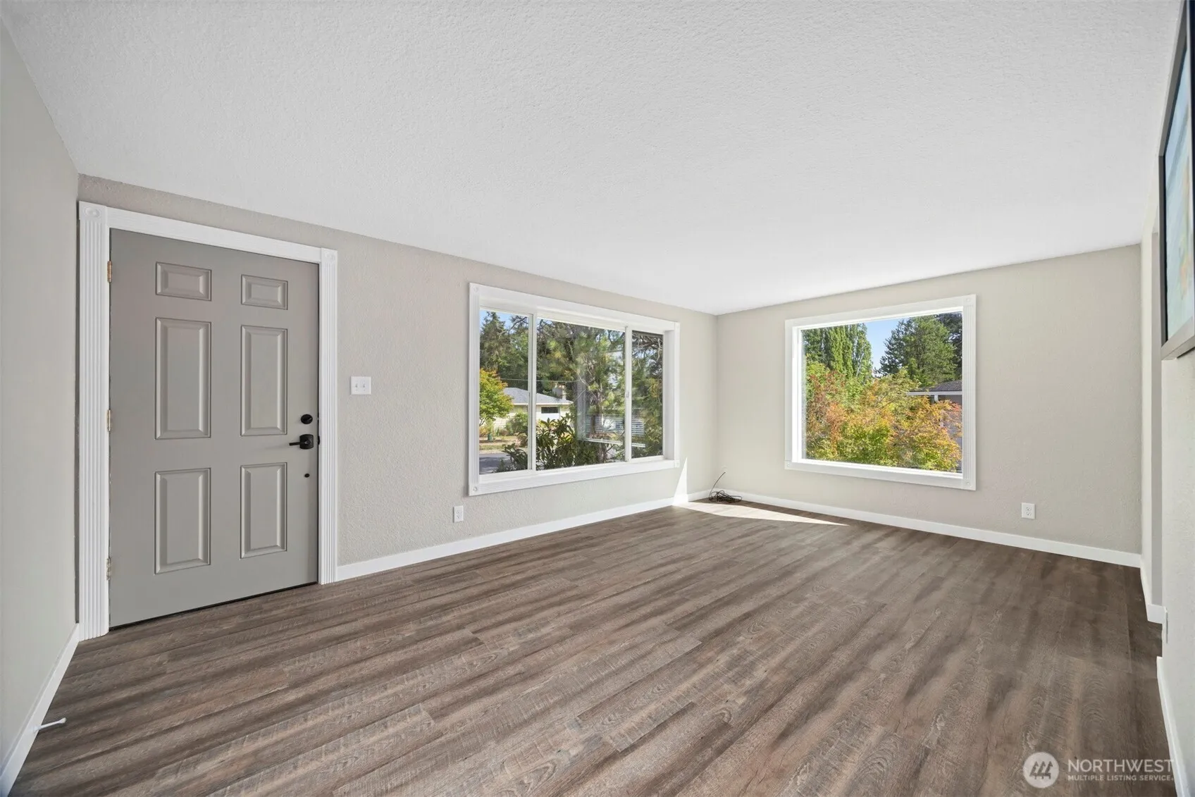 Property photo for 108 Carter Drive, Bellingham photo 5