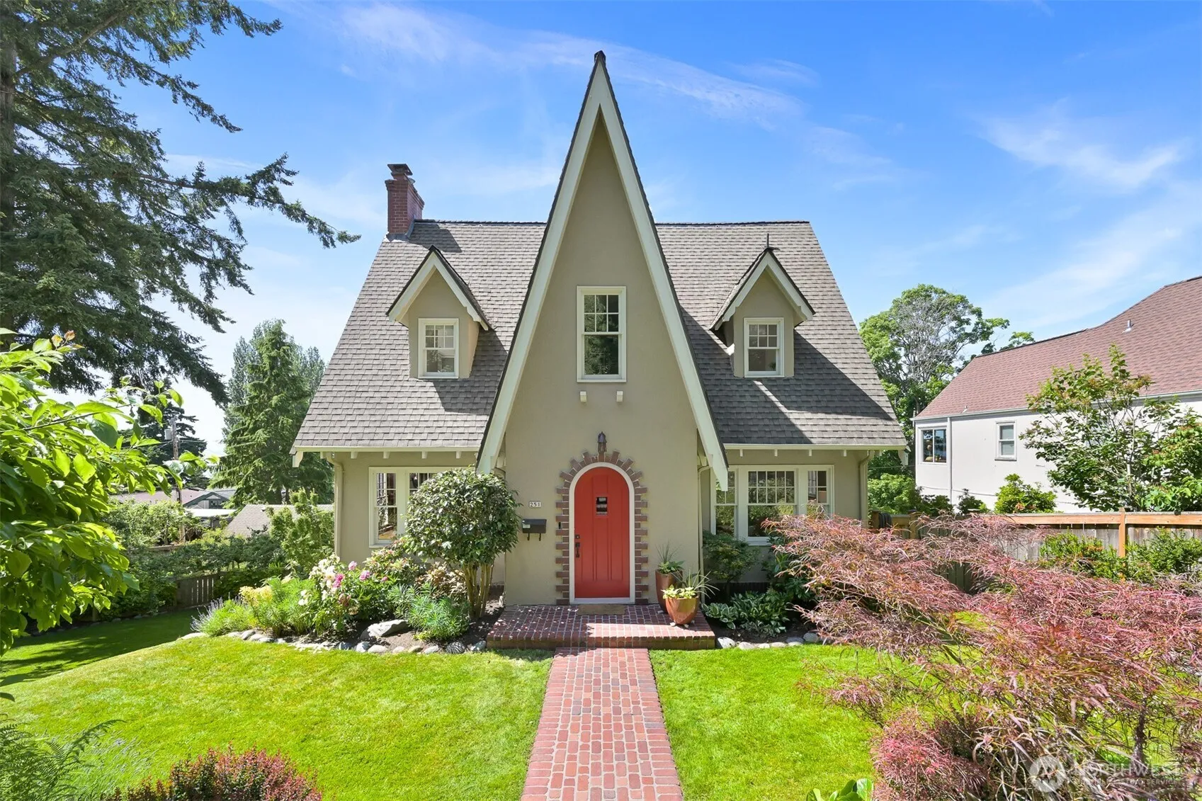 Property photo for 251 N Garden Street, Bellingham photo 2
