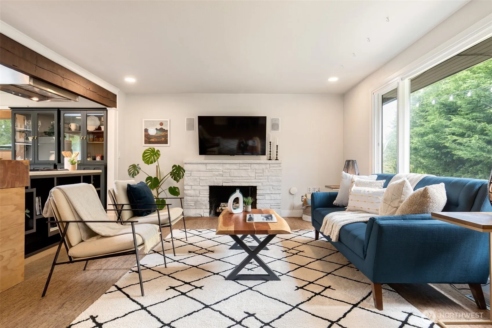 Property photo for 11803 14th Avenue S, Seattle photo 5