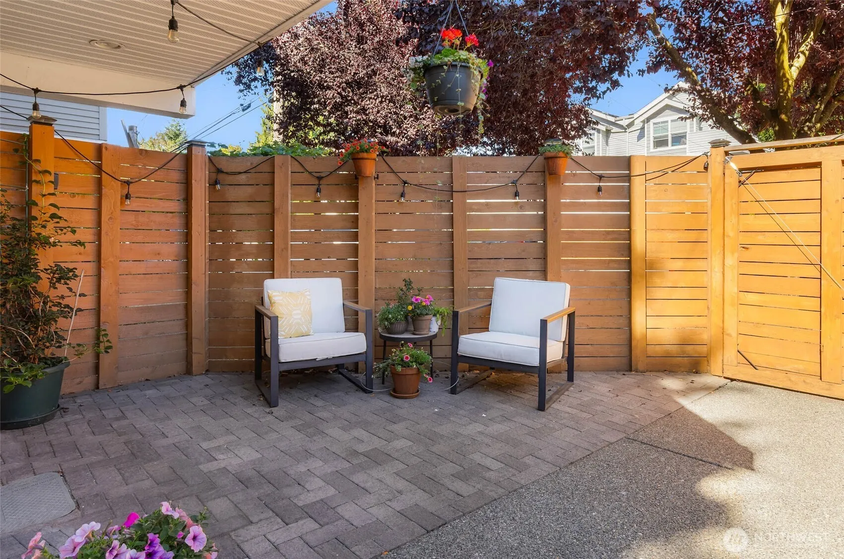 Property photo for 8833 Stone Avenue N #a, Seattle photo 4