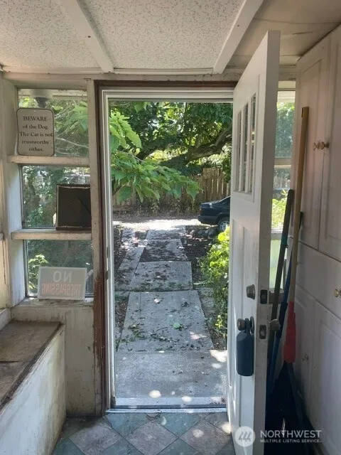 Property photo for 547 S Trenton Street, Seattle photo 3