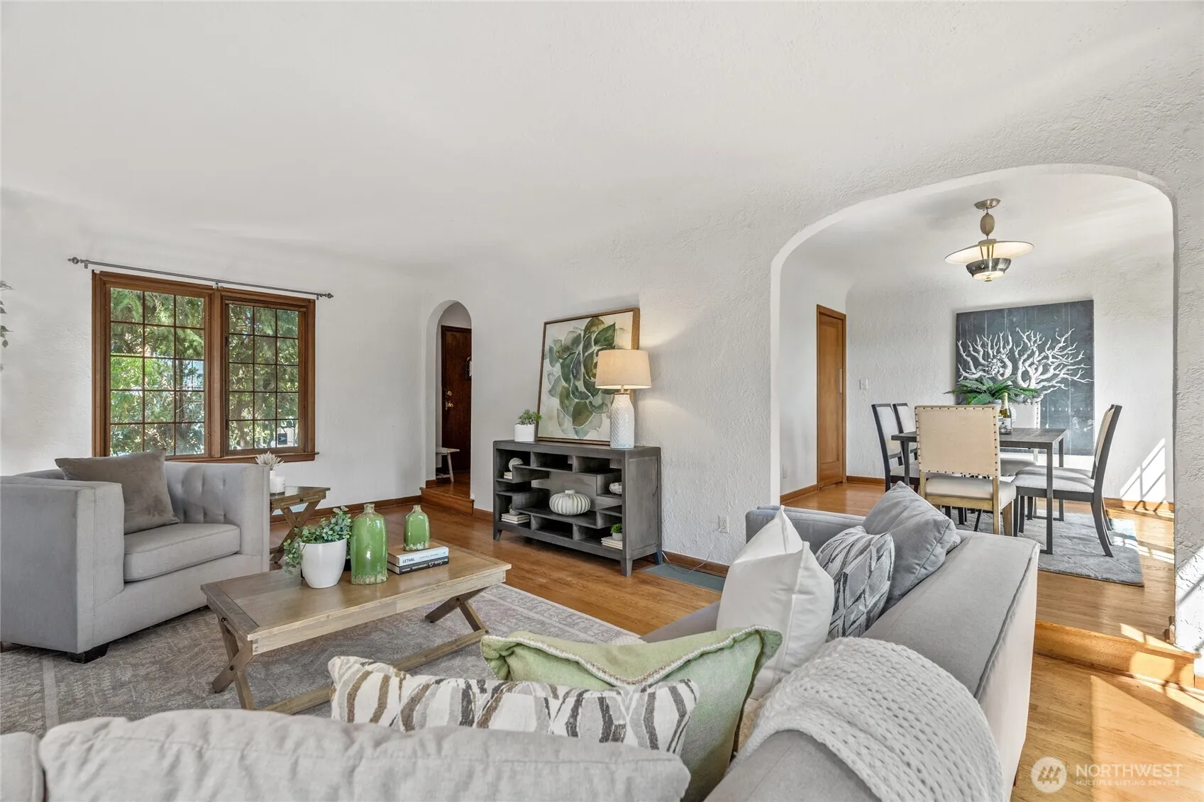 Property photo for 1015 Ne 71st Street, Seattle photo 5