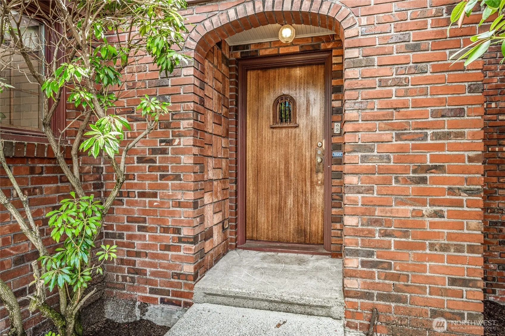 Property photo for 1015 Ne 71st Street, Seattle photo 2