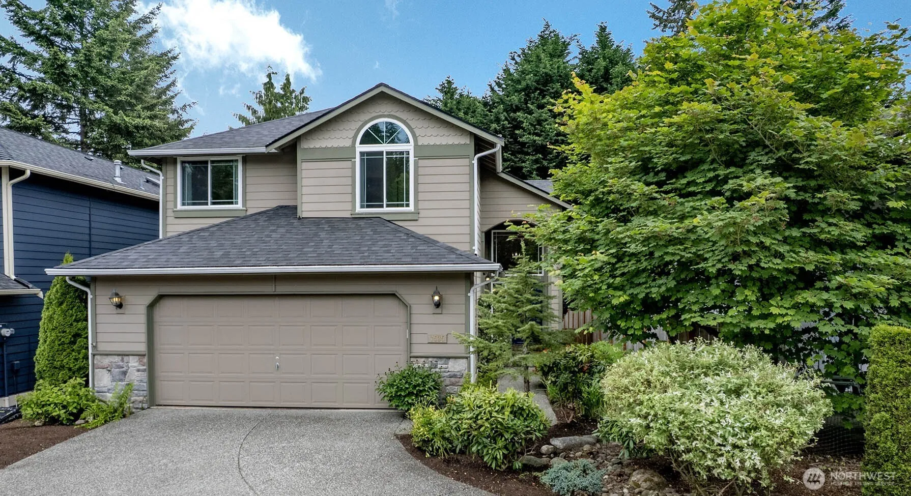 Property photo for 7535 Ne 203rd Street, Bothell
