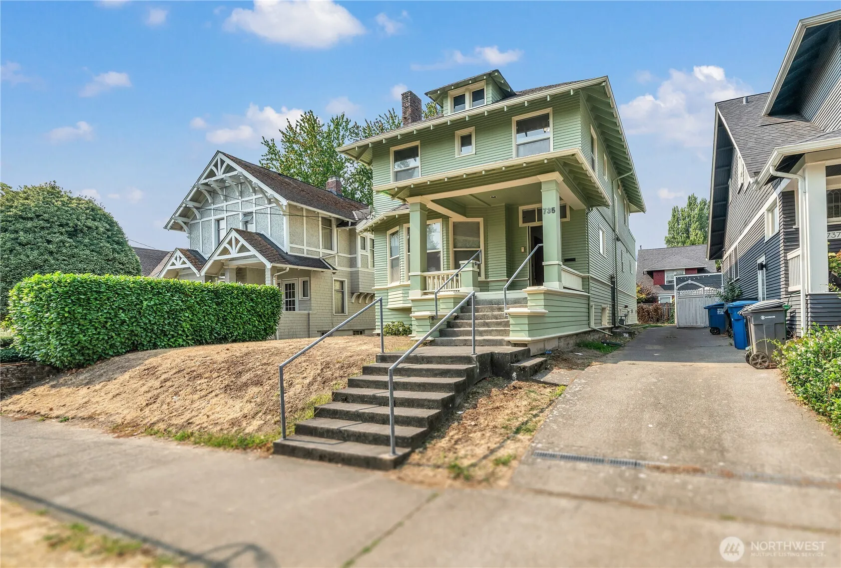 Property photo for 735 33 Avenue, Seattle photo 4
