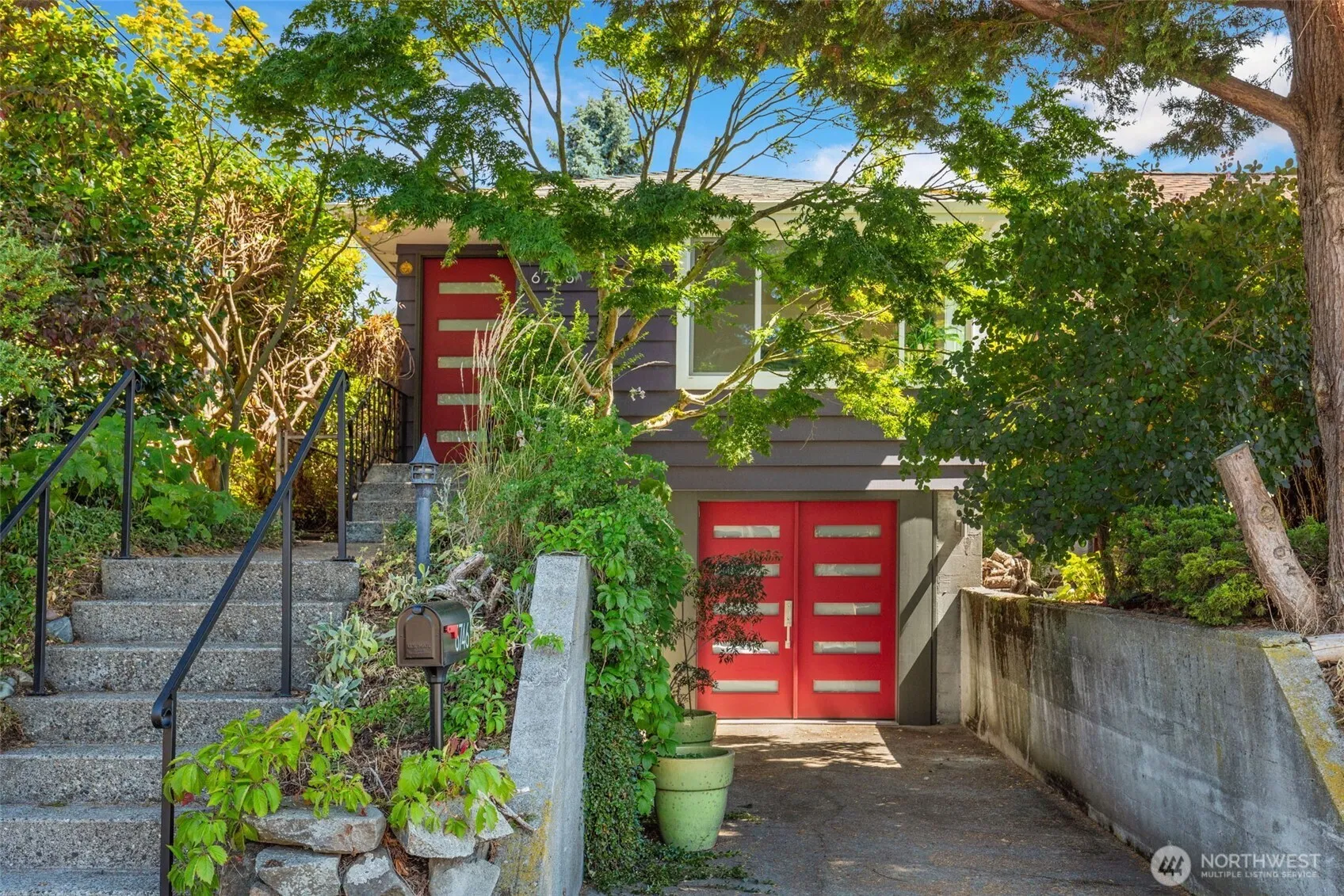 Property photo for 6746 10th Ave Nw, Seattle