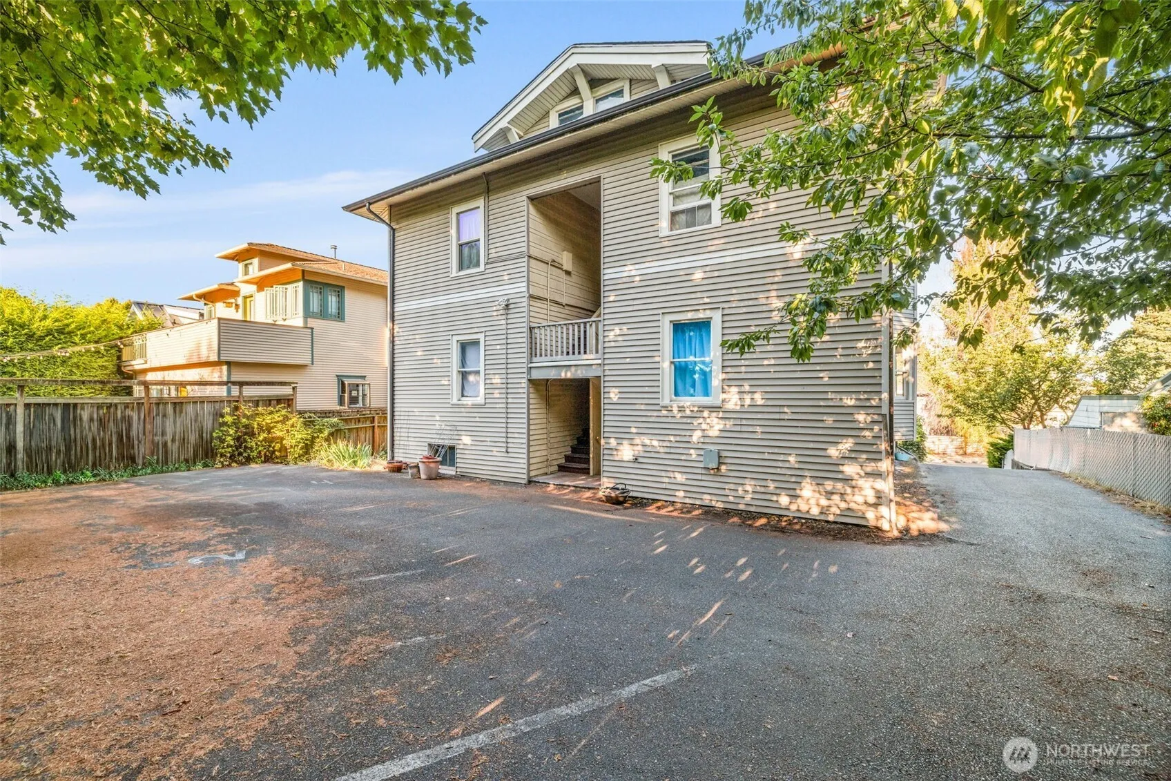 Property photo for 4322 5th Avenue Nw, Seattle photo 5