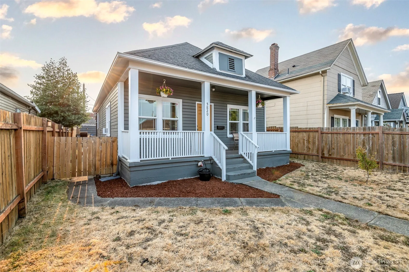 Property photo for 5820 S Montgomery Street, Tacoma photo 2