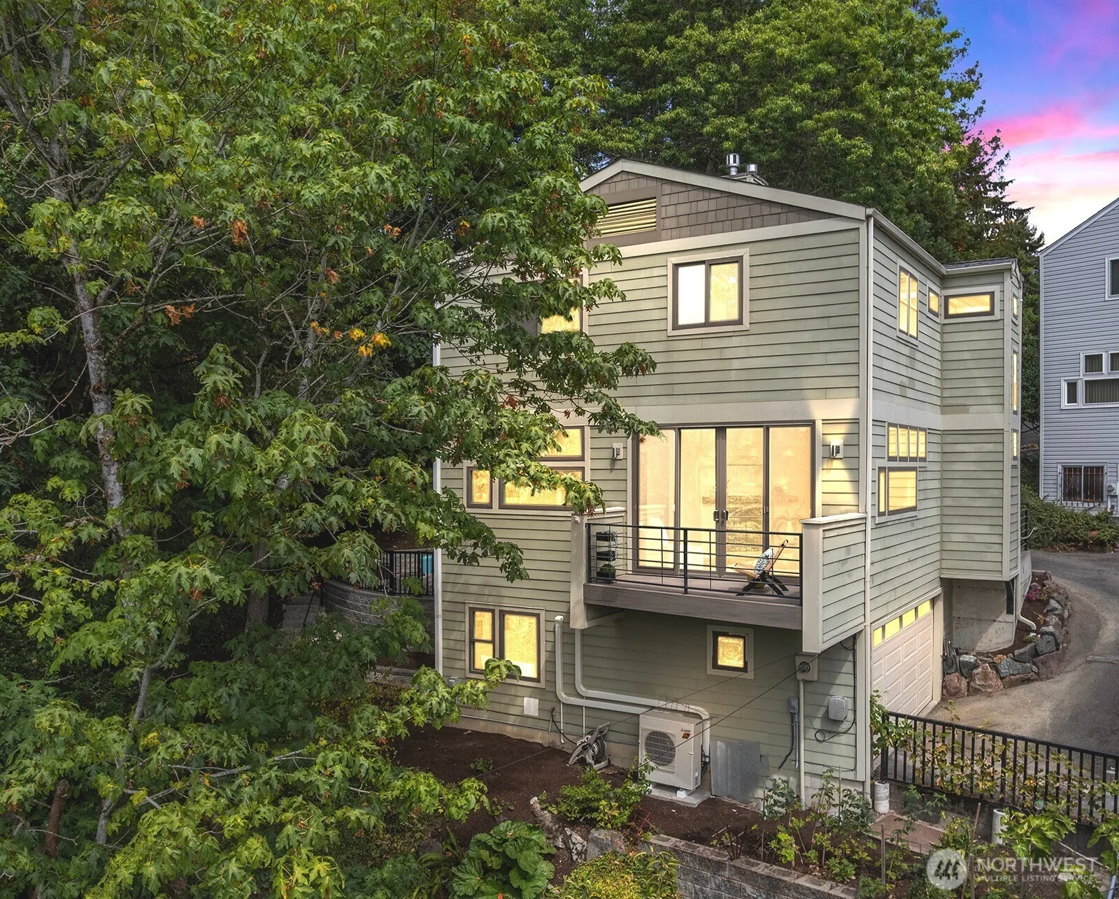 Property photo for 4701 S Snoqualmie St, Seattle