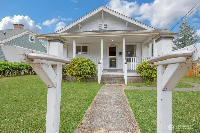 Property photo for 1920 Legion Way, Olympia