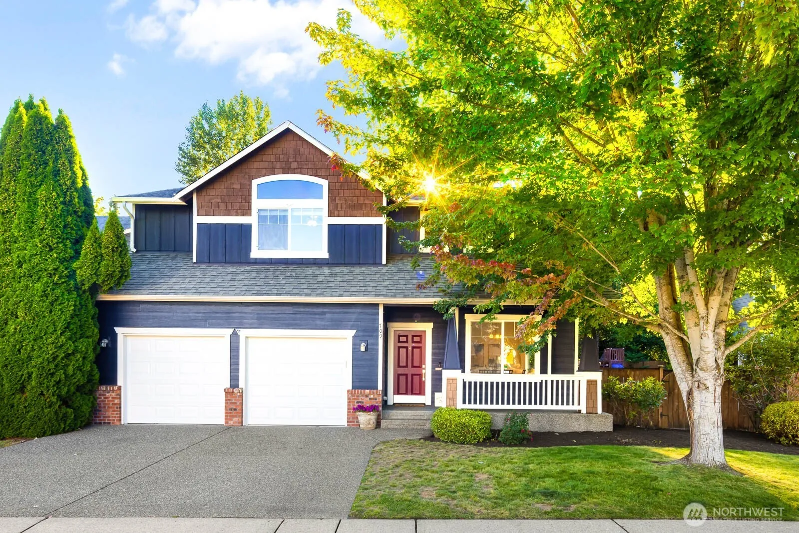 Property photo for 709 Rosario Place Ne, Renton