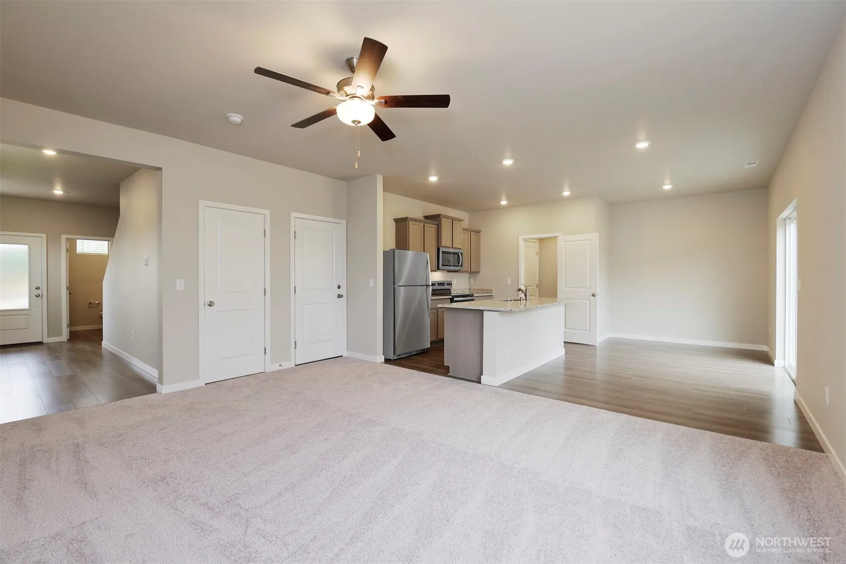 Property photo for 8508 13th Avenue E, Tacoma photo 2