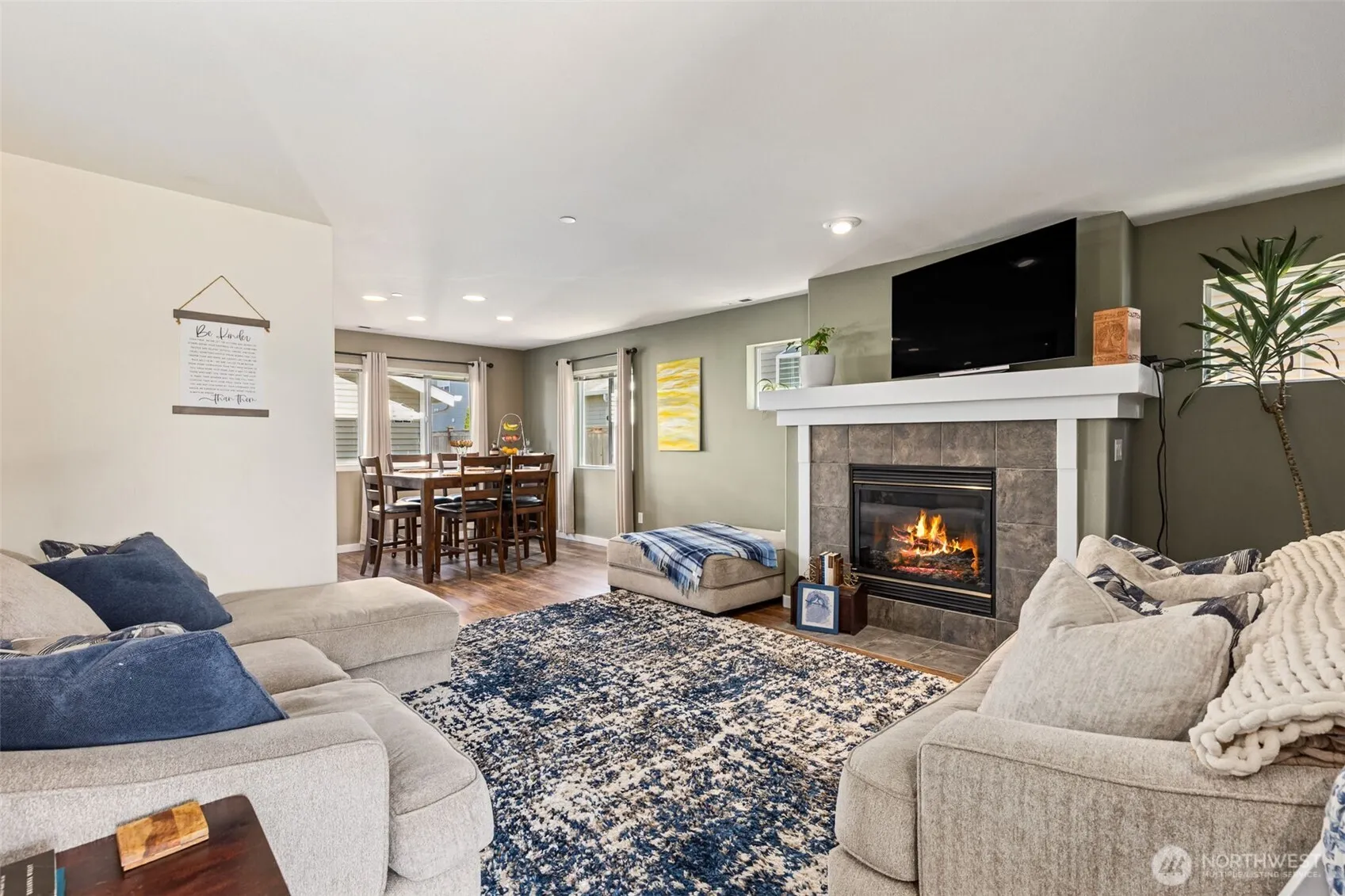 Property photo for 1718 Brown Avenue, Dupont photo 5