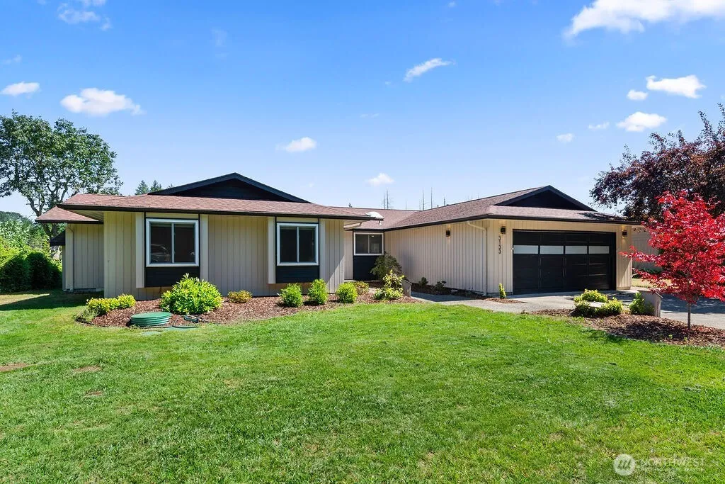 Property photo for 3133 60th Loop Se, Olympia