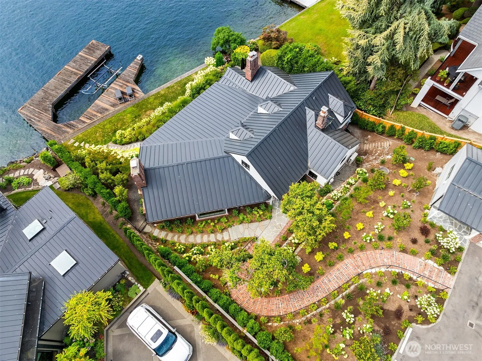 Property photo for 11 Enatai Drive, Bellevue photo 3