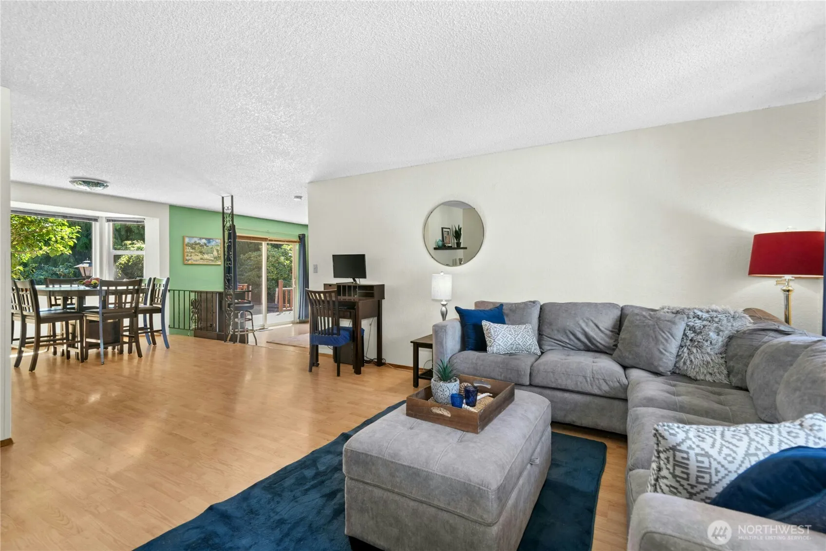 Property photo for 9215 10th Avenue Ne, Everett photo 4