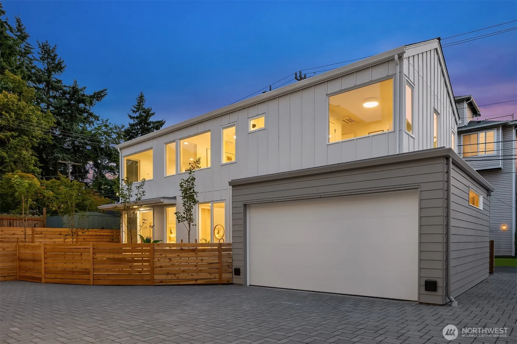 Property photo for 2651 41st Avenue Sw, Seattle photo 2