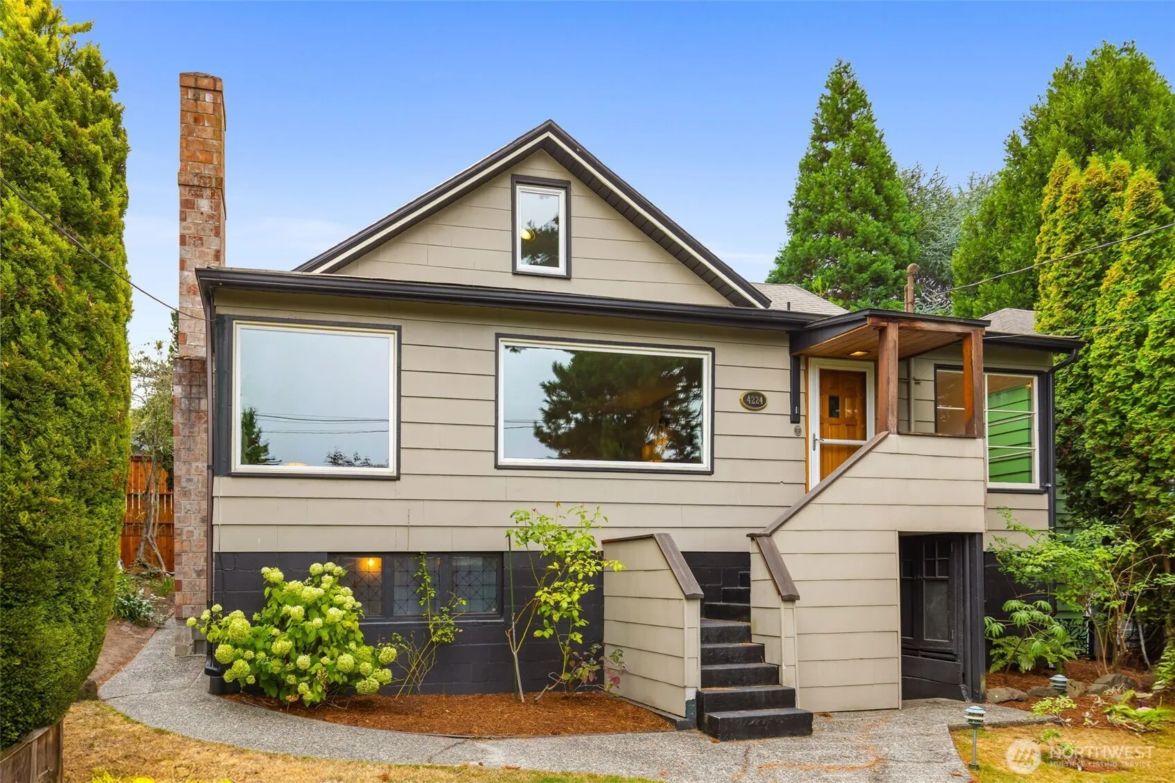 Property photo for 4224 3rd Avenue Nw, Seattle