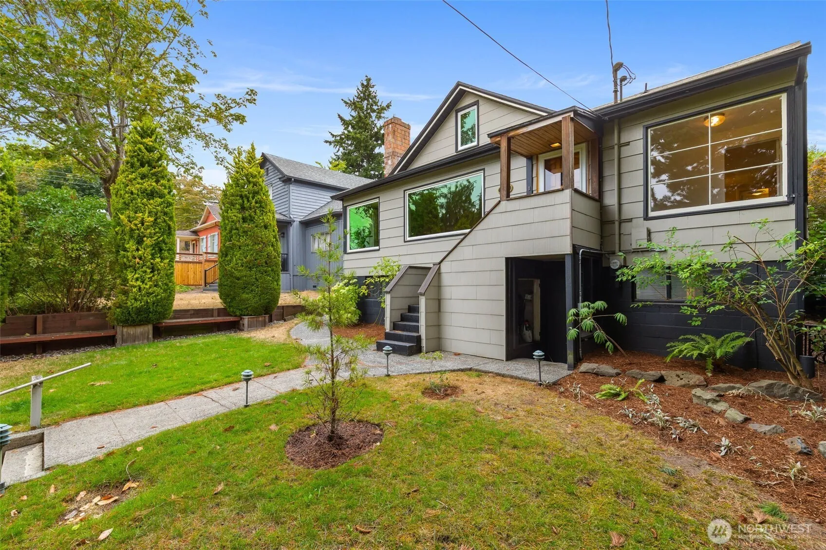 Property photo for 4224 3rd Avenue Nw, Seattle photo 3