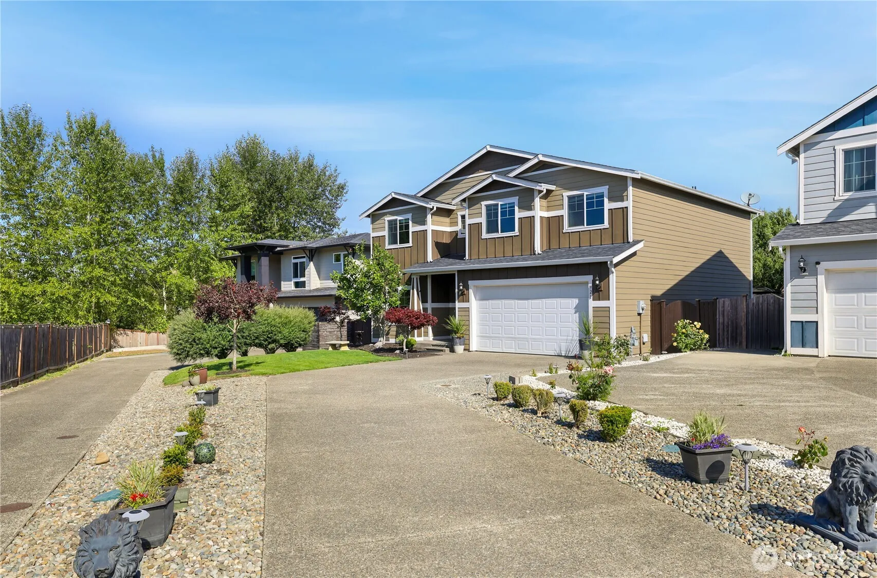 Property photo for 921 81st Street Ct E, Tacoma photo 2