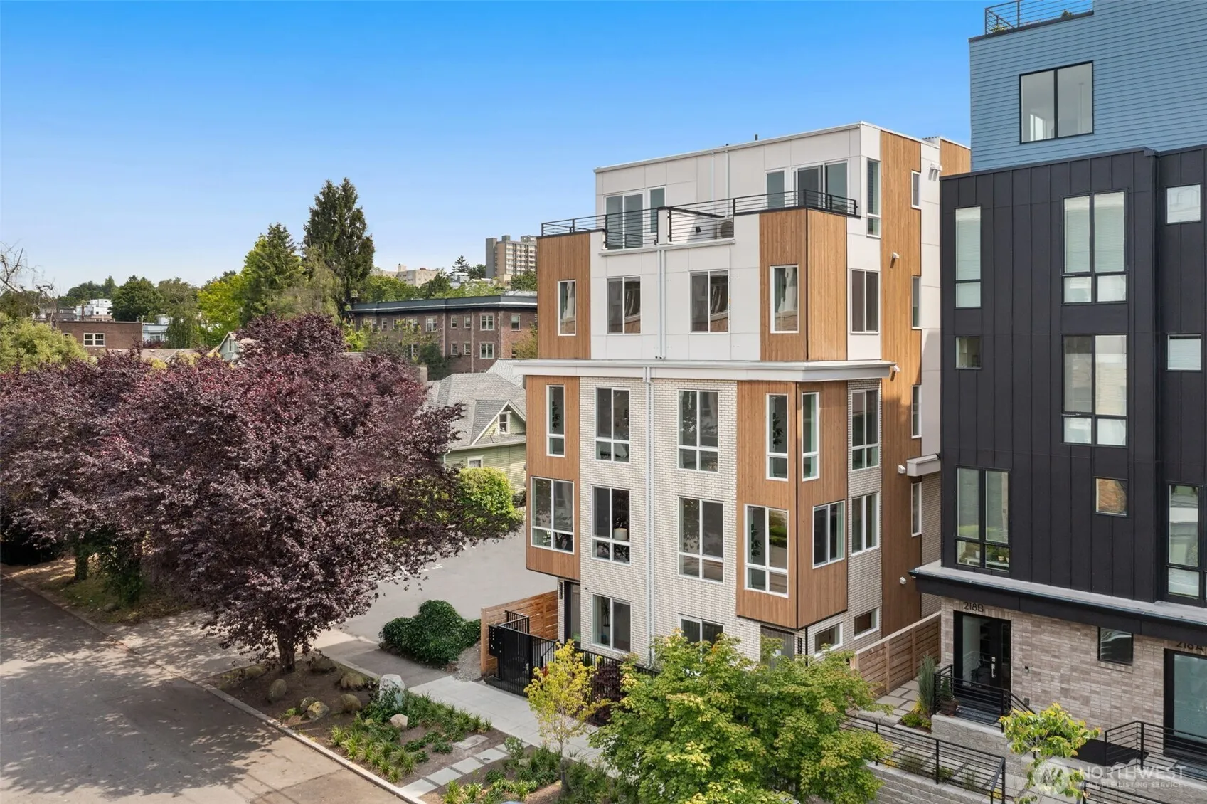 Property photo for 222 A 10th Avenue E, Seattle