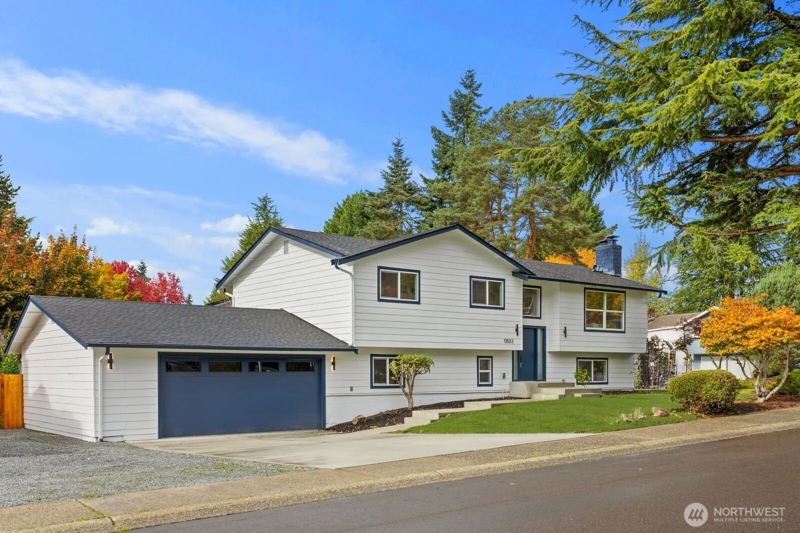 Property photo for 13533 131st Avenue Ne, Kirkland photo 2