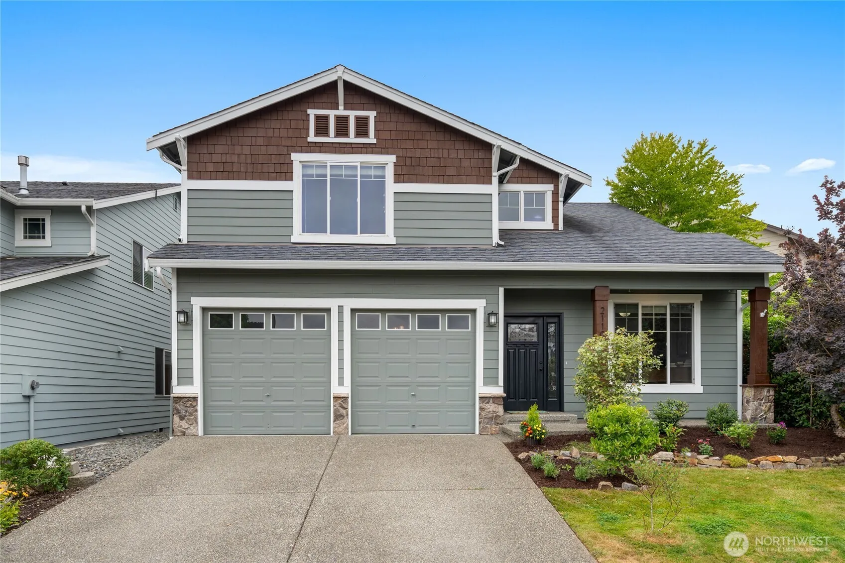 Property photo for 21104 1st Avenue W, Bothell photo 2