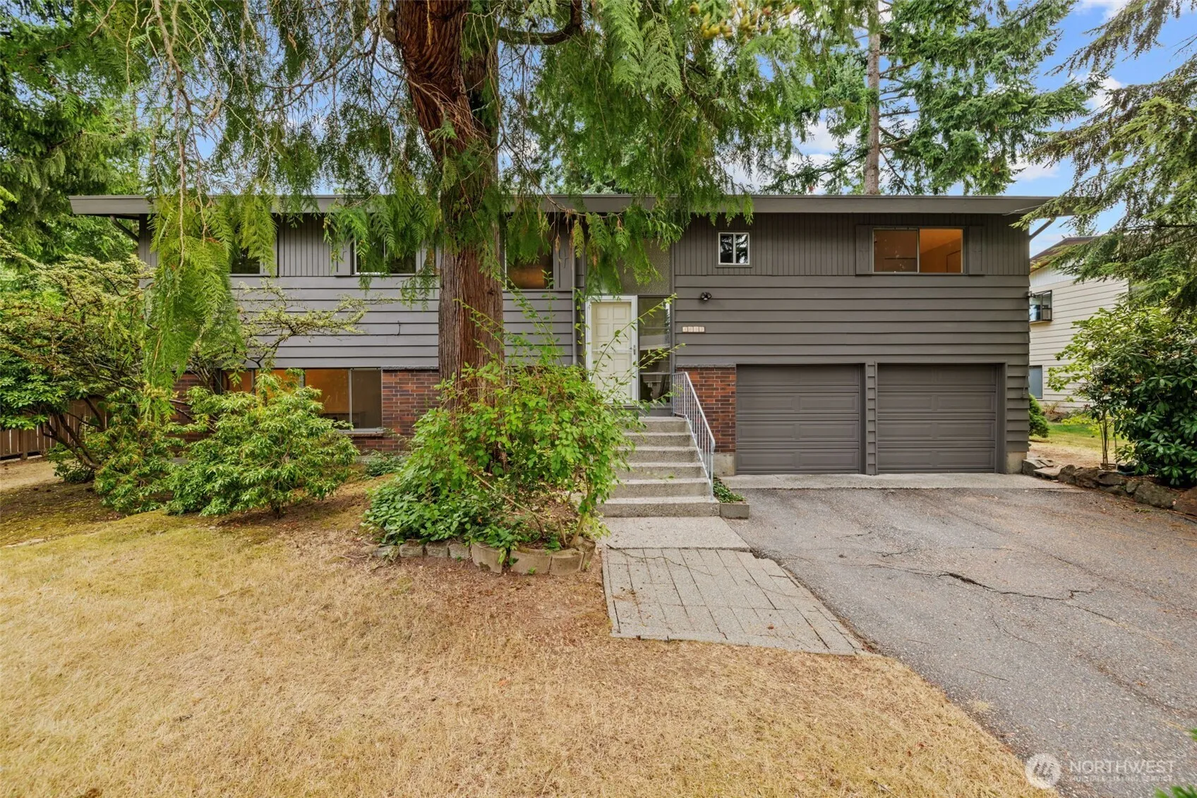 Property photo for 8635 Ne 133rd Place, Kirkland