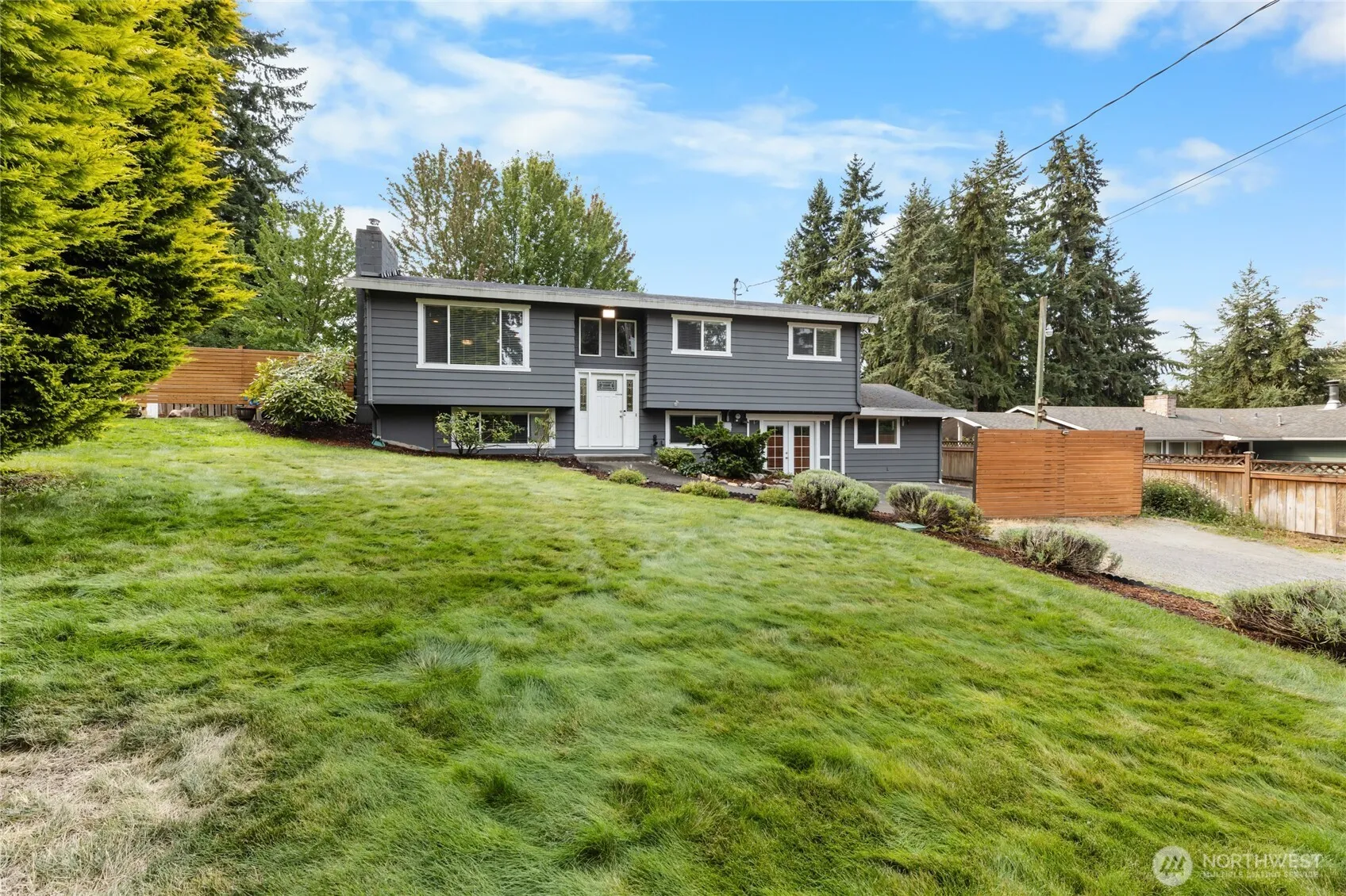 Property photo for 9418 116th Street E, Puyallup photo 2