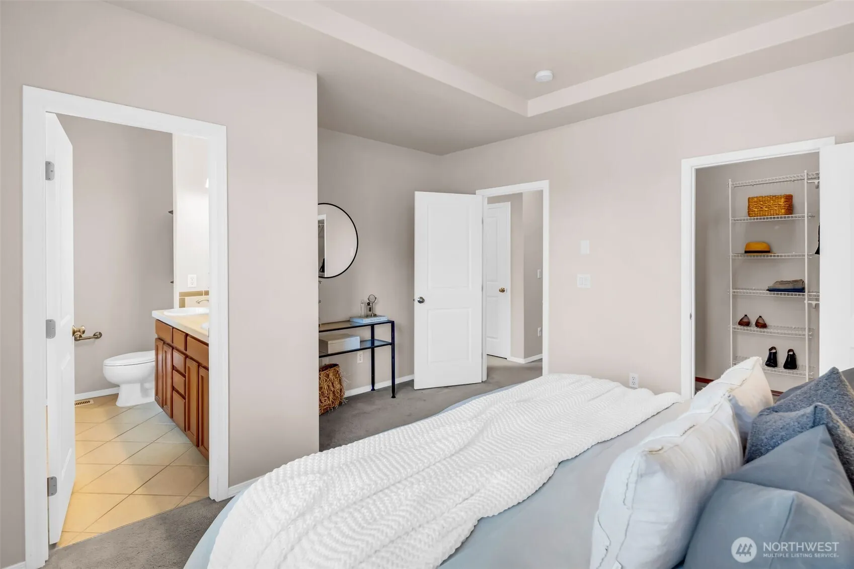 Property photo for 18151 5th Avenue S, Seattle photo 5