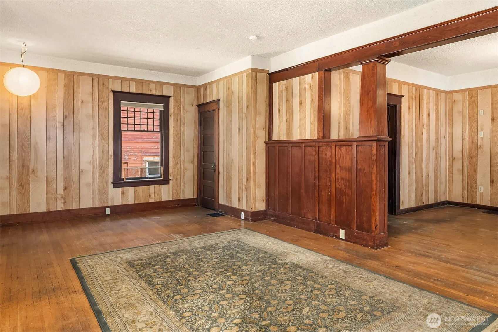 Property photo for 3917 S Hudson Street, Seattle photo 2
