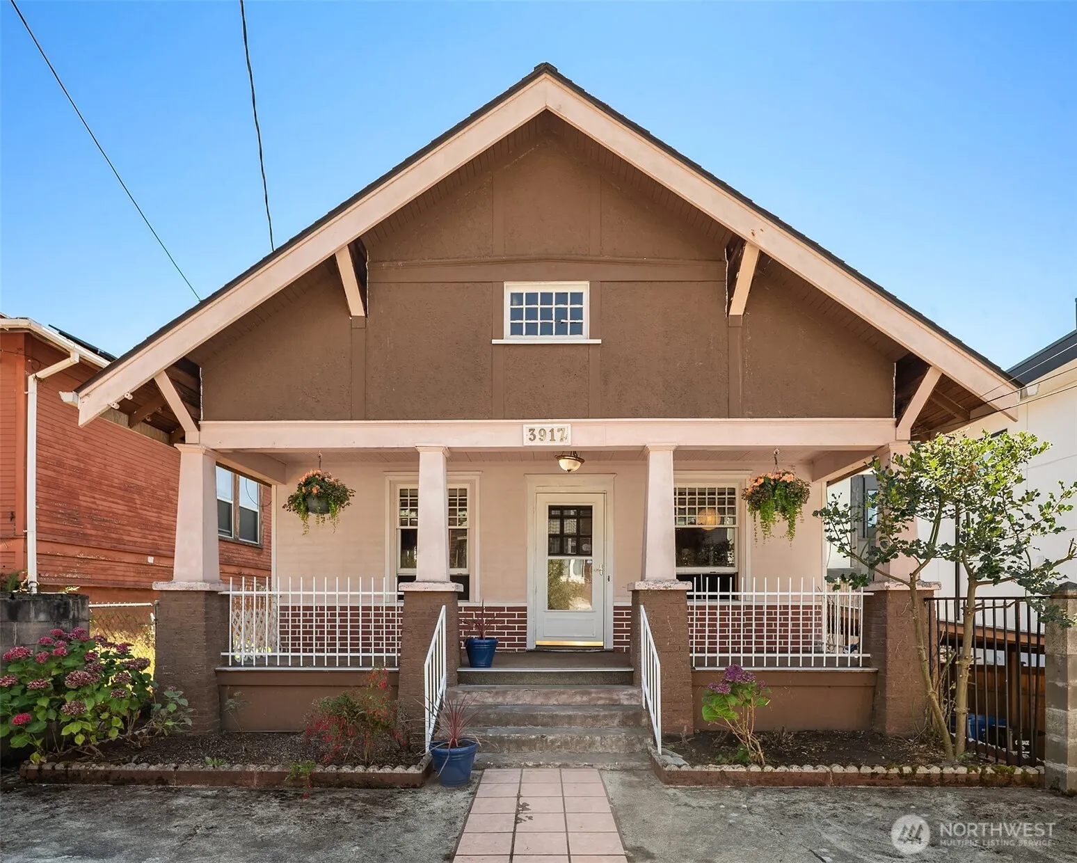 Property photo for 3917 S Hudson Street, Seattle