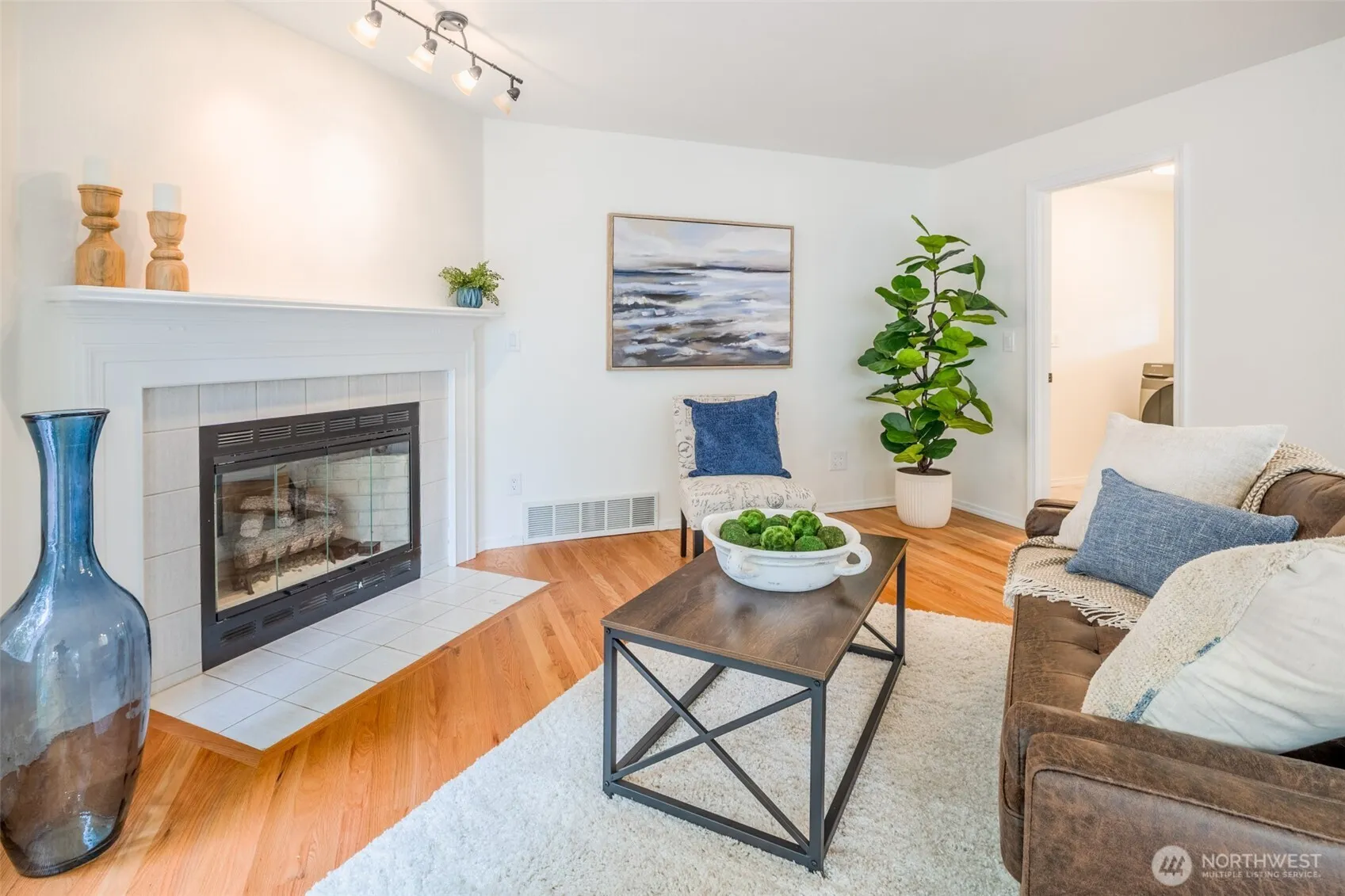 Property photo for 10305 Se 190th Place, Renton photo 3
