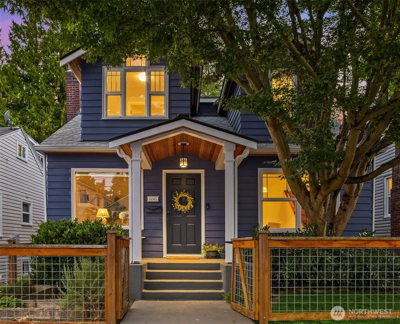 Property photo for 6245 25th Avenue Ne, Seattle
