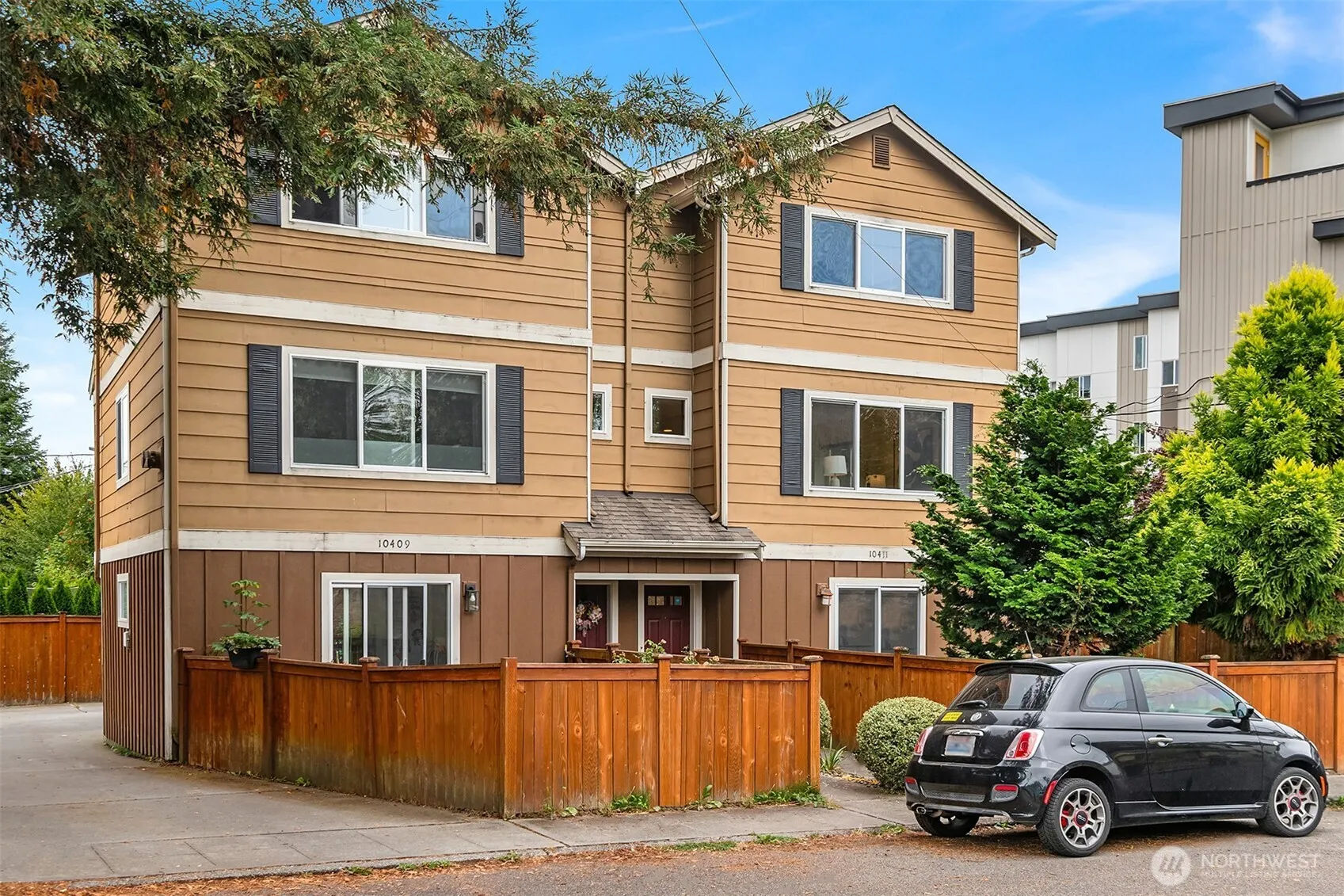 Property photo for 10411 Alderbrook Place Nw, Seattle