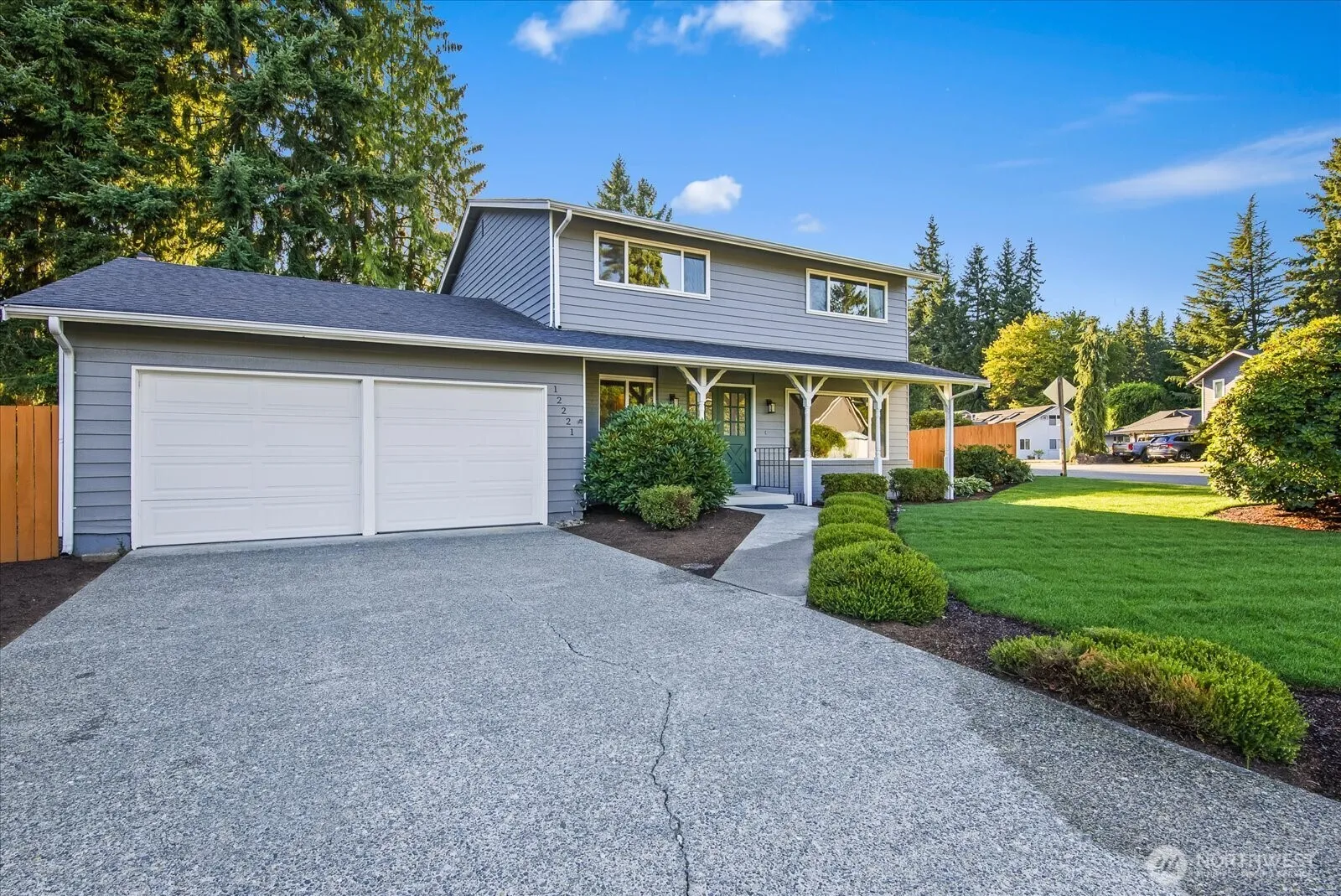 Property photo for 12221 Ne 140th Street, Kirkland photo 4