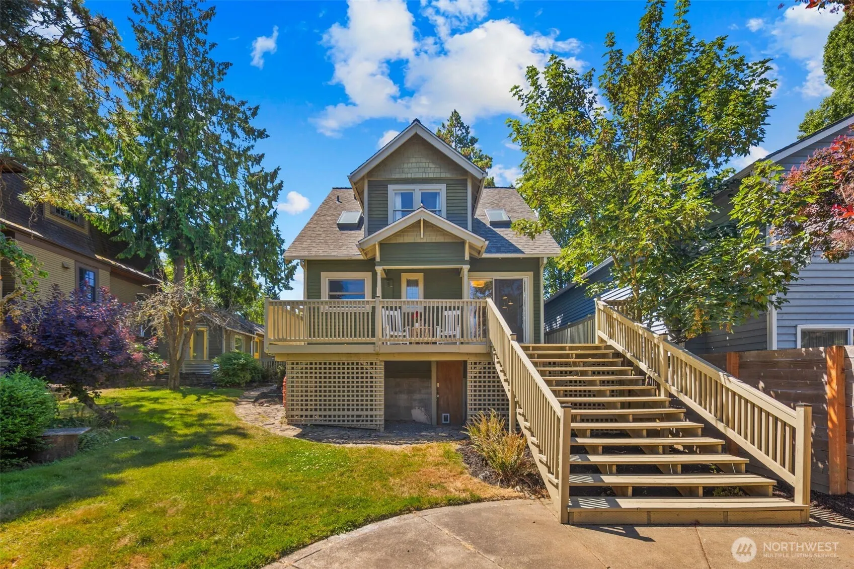 Property photo for 6104 Latona Avenue Ne, Seattle