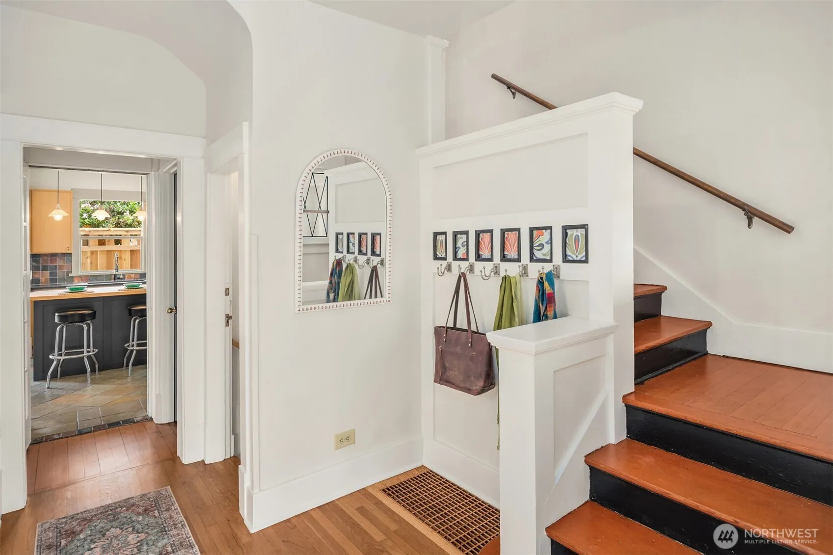 Property photo for 311 W Smith Street, Seattle photo 5