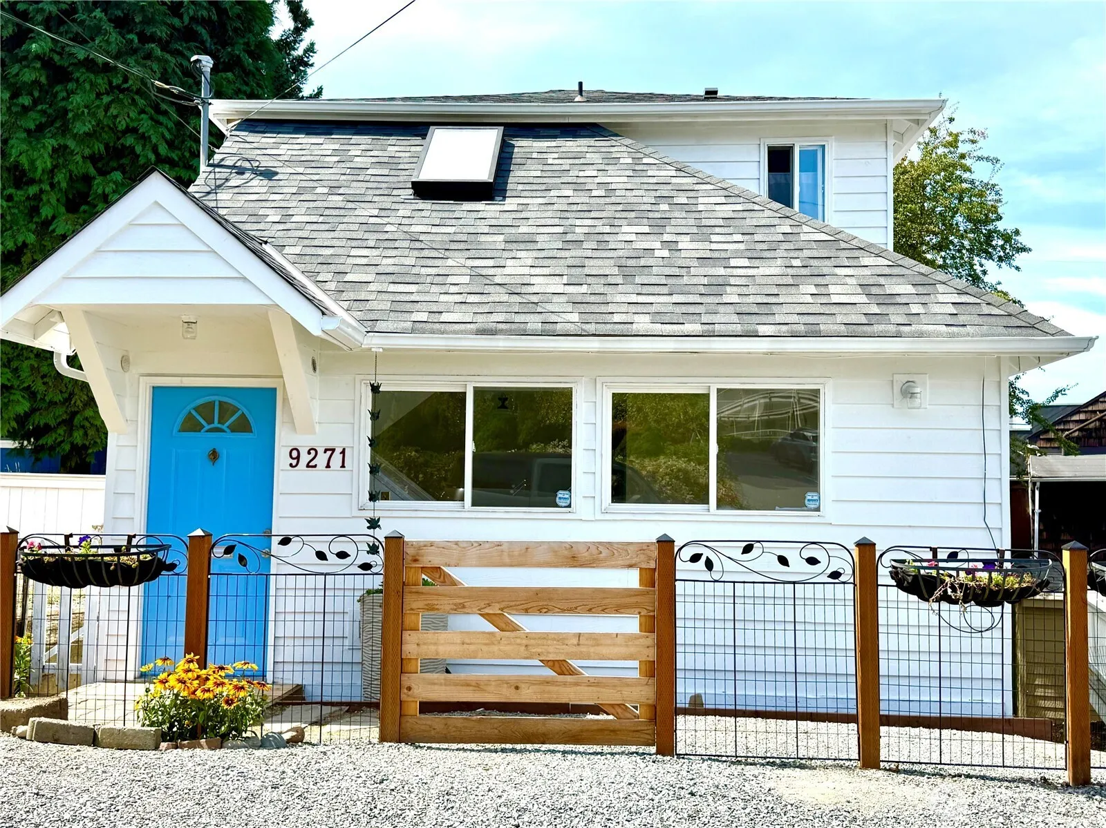 Property photo for 9271 Ithaca Place S, Seattle