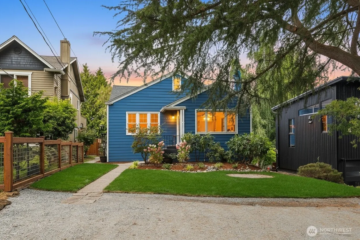 Property photo for 1244 Ne 96th Street, Seattle